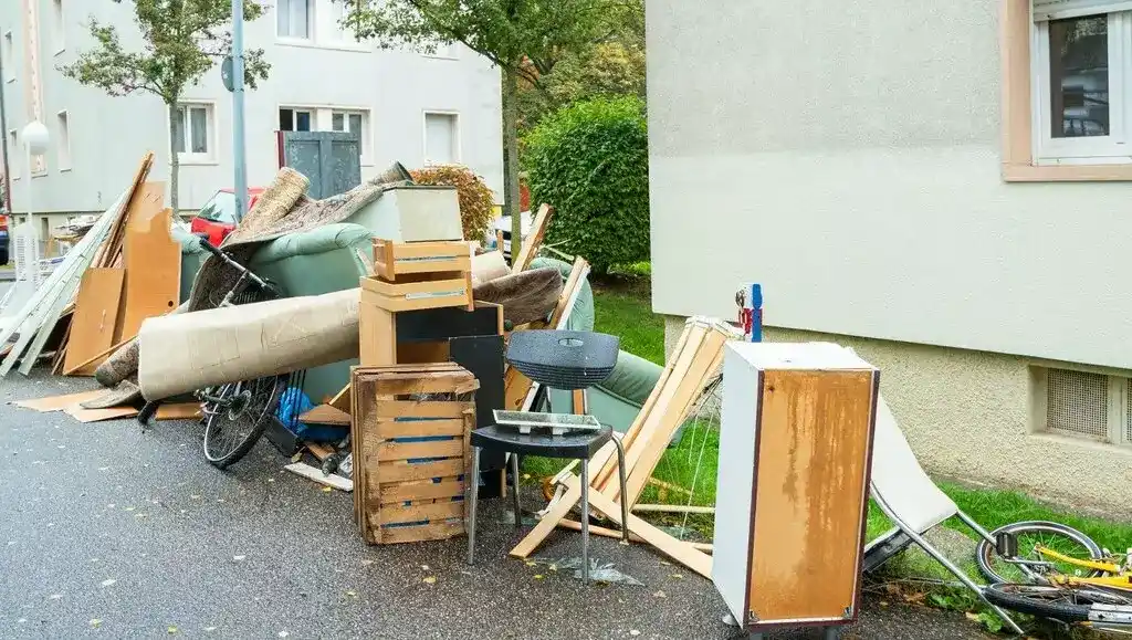 Furniture Removal Dubai Services